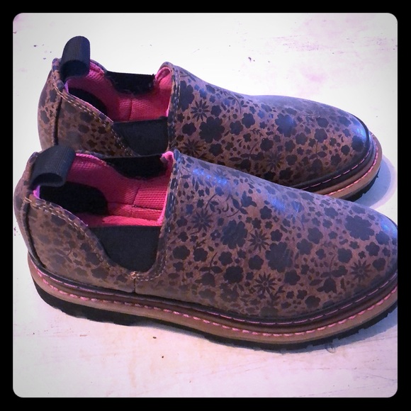 women's romeo style boots